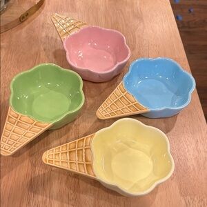 Colorful Ice Cream Cone Bowls Set
